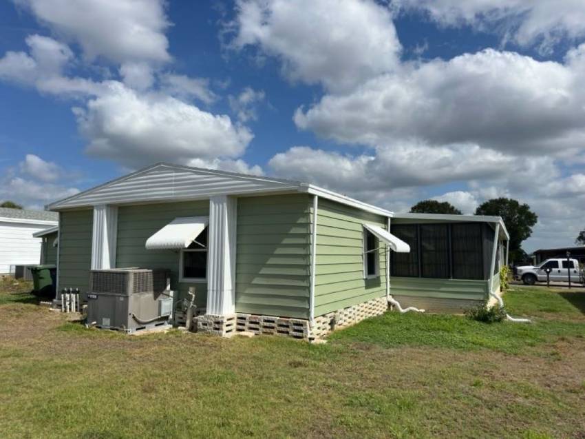 125 Rigi Slope Drive a Winter Haven, FL Mobile or Manufactured Home for Sale